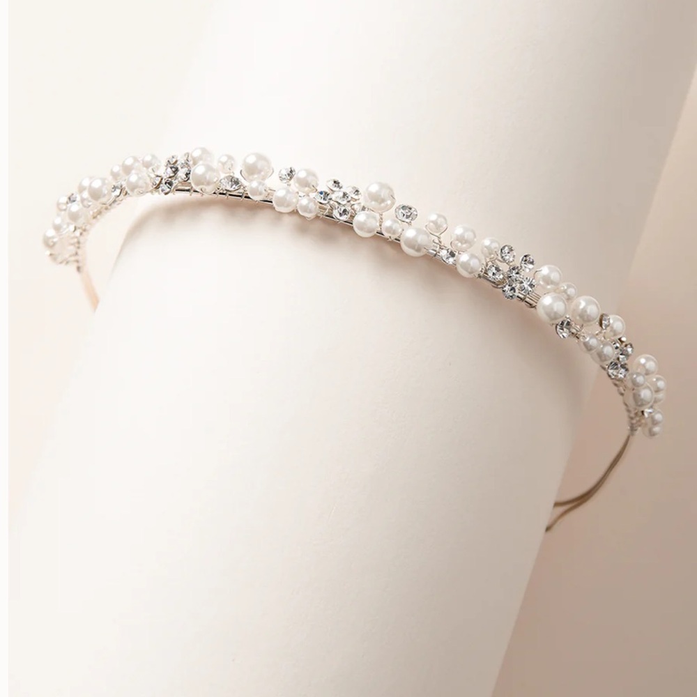 Elegant Pearl and Crystal Headband